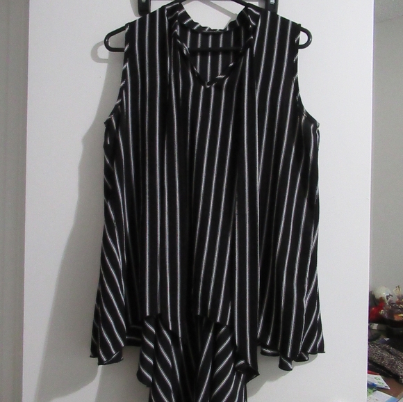 Ladies blouse size Large - Picture 7 of 7